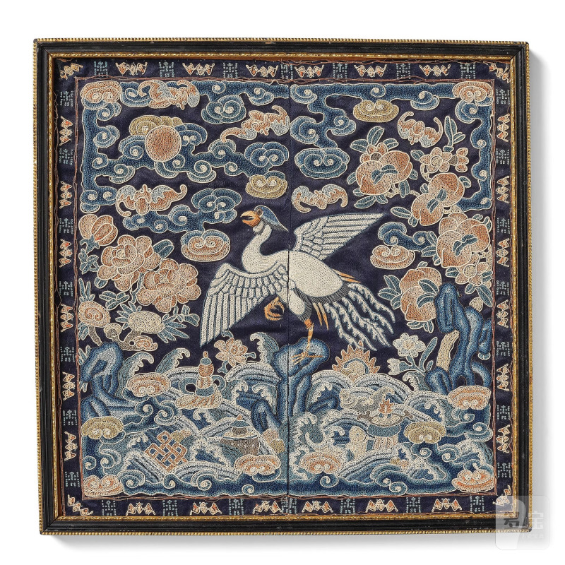A civil offical's rank badge with a silver pheasant in Peking knot, - 图1